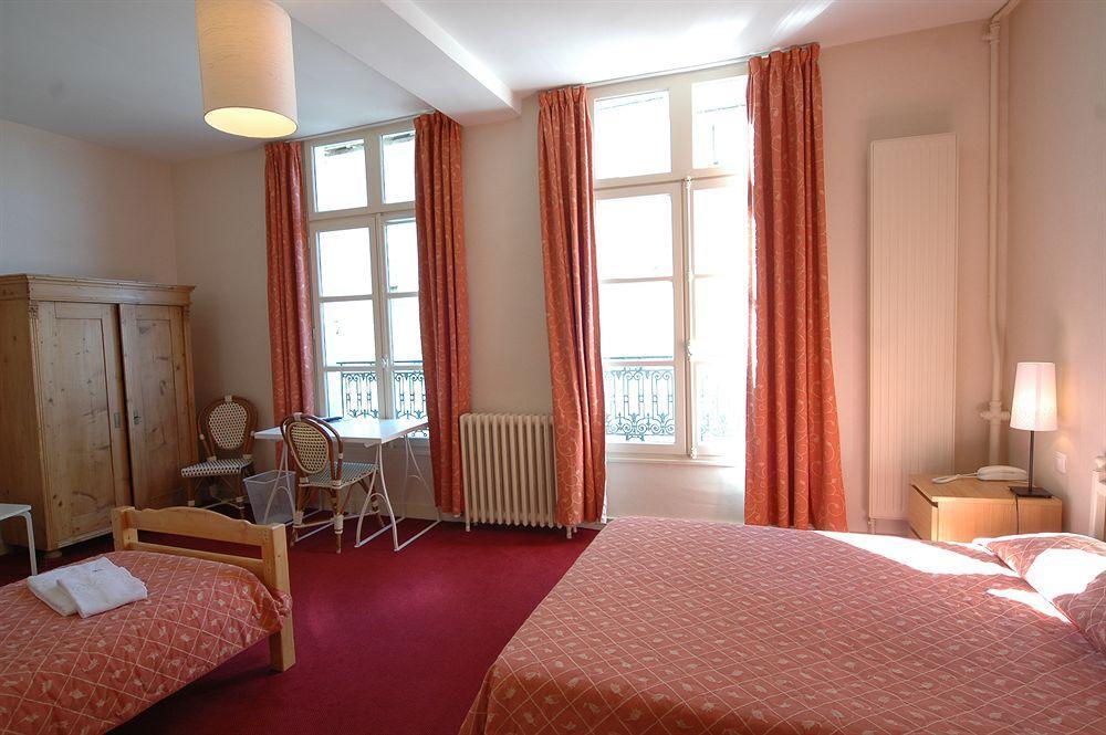 Cristal Hotel Restaurant - Logis Hotels Saumur Eksteriør billede