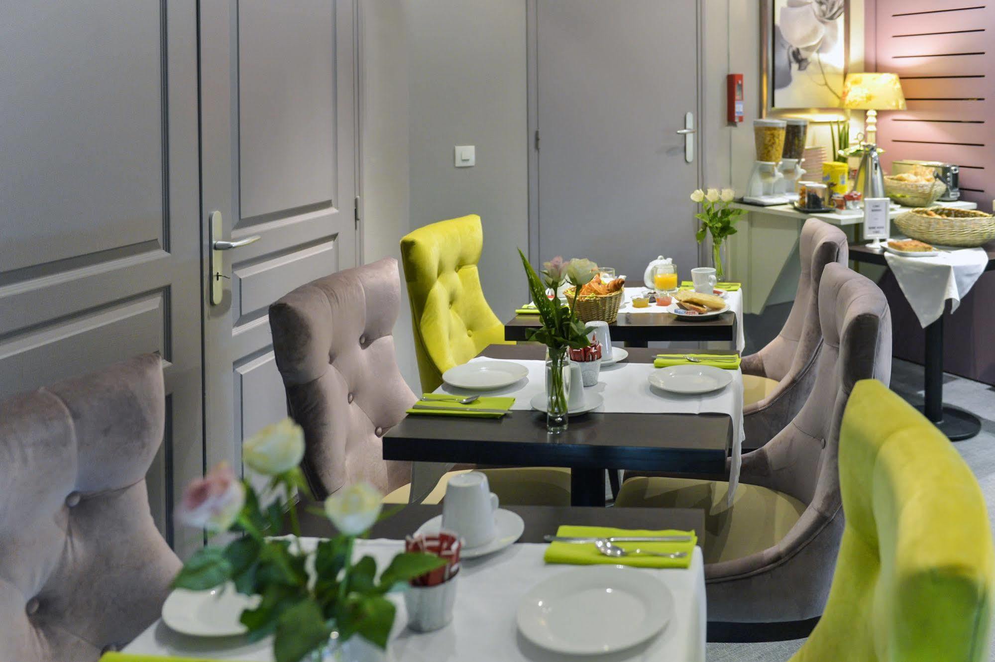 Cristal Hotel Restaurant - Logis Hotels Saumur Eksteriør billede